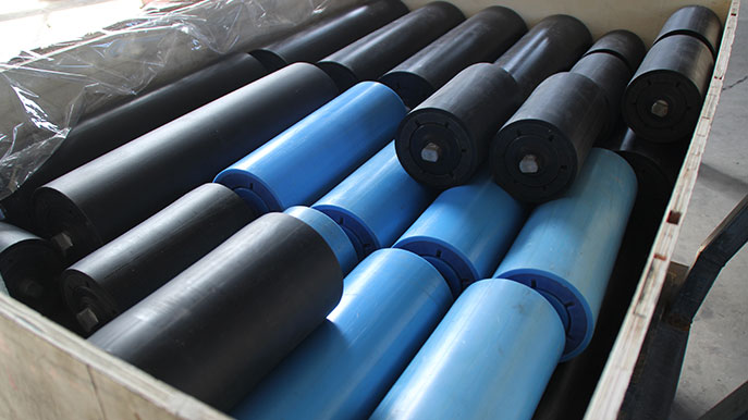 Wear-resistant and corrosion-resistant UHMWPE conveyor roller